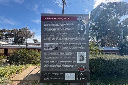 The Kandos Explorer in Kandos 27/09/95   This sign gives a brief and interesting history of the station and Kandos cement.