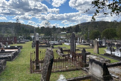 Exploring Wollombi, 12th September 2025  These can be interesting places to wander through and look at the lives people once  lived.