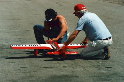 Jim Armour launches Bob's new Laser at Mile Square Park.  R.I.P. Mile Square Park, Fountain Valley, California.  It closes when Orange County decides to build a golf course circa 1994.