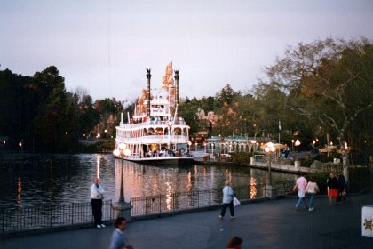 1987 WhileInTheUSA 0159 a