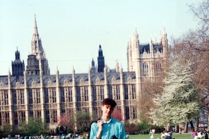 Dean, Jacqui and their mother go to England.