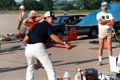 Gid Addkison pull testing. Bart Klapinski is in the background.