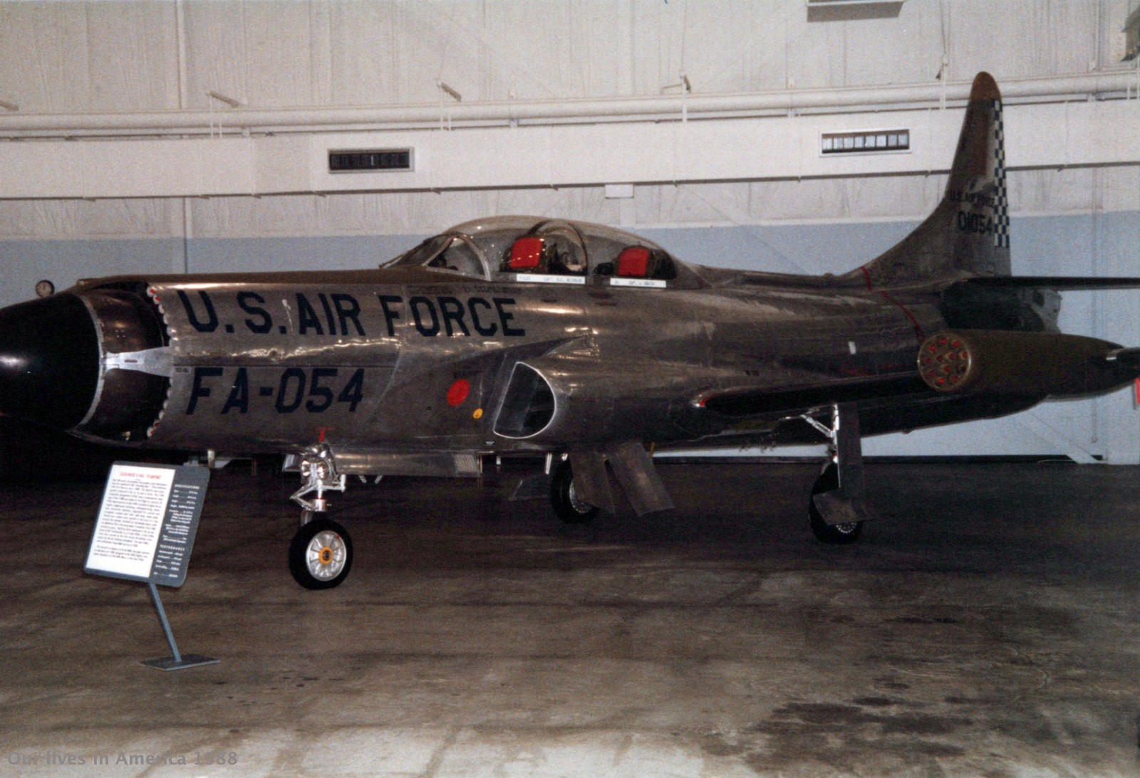 1988 DaytonUSAFMuseum 0072 a