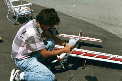 Kaz uses a four blade propeller. He uses these propellers for quite some time thereafter.     End of this segment