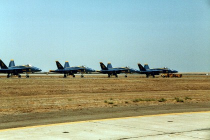 F18s of the Blue Angels before their show.