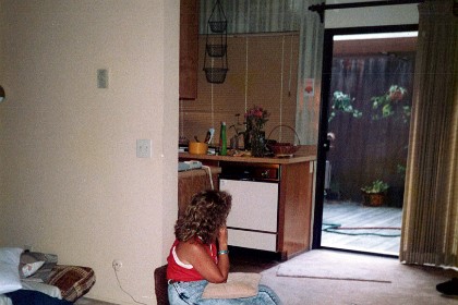 A couple of days later August, 1988  Ian and Julie Smith arrive and take a picture of Jenni calling me.  I stay with Joan and Roger temporarily while Jenni house sits for Ranny and Caroline for the next two weeks. Caroline shows Jenni where she is to sleep and points out the hand gun that she keeps in her bedside draw. Jenni freaks out.