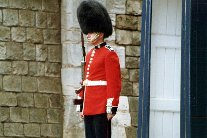 Monday May 29,  1988  &nbsp; Today is a bank holiday in the UK; the four of us go to Windsor Castle. This is a Coldstream Guard, second in the pecking order