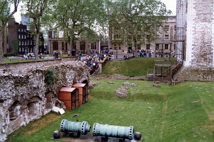 These are the remains of an early Roman Wall. The Romans invaded Britain in 43CE and stayed for 400 years.  In 1517 the Tower fired its cannon at city crowds engaged in the xenophobic Evil May Day riots, in which the properties of foreign residents were ransacked.