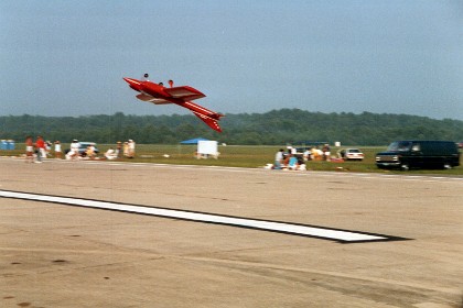 The twin OS35s pull the plane effortlessly. He names this plane "L.A. Heat."