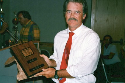 Bob Whitely is presented with the Jack Sheeks innovation award for his removable wing twin powered stunt plane.