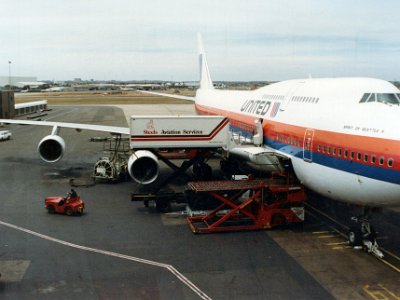 12 October, 1989.   &nbsp; While our house is being built, we take a quick trip to the USA. This is the new 747-400 on a non-stop 12½ hour trip to LAX. We're on UA816.