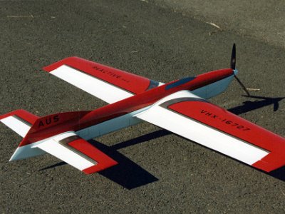 Joe Parisi's new plane. He used foam wings at the time.