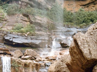 We reach the very bottom of the Wentworth Falls and hike back up . . .