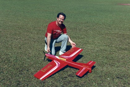 March 1990  &nbsp; Ted carries out the initial flights during his visit. We also fit in a game of golf as well.