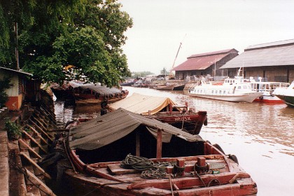 Ferry boats leave from here to Indonesia