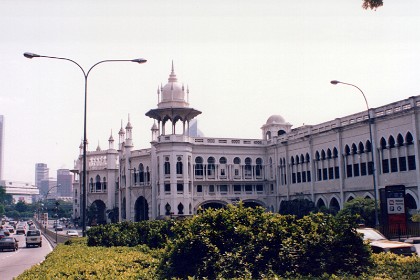 K.L. railway station. We buy our tickets for next Sunday's trip to Singapore. It costs RM 68.00 (Ringgits) each first class, that's $A37 in Oz Dollars. Cheap.