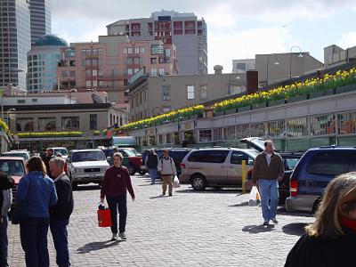 Card 3 076 Saturday 2004-03-27 Seattle Pike Place runs northwest from Pike Street to Virginia Street, and is one of Seattle's most popular tourist destinations.