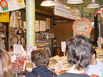 Card 3 078 Saturday 2004-03-27 Seattle One of the Market's major attractions is the Pike Place Fish Market, where they throw fish to each other. When a customer orders a...