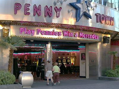 We walk down the strip (Las Vegas Boulevarde S). Already we've been offered free gambling money, free shows and free drinks.