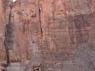 During Kayenta time (early Jurassic, 199 to 175 Mya),  Zion was situated in a climatic belt with rainy summers and dry winters at the southern edge of a great desert. The influence of the desert was about to predominate as North America drifted northward into the arid desert belt.