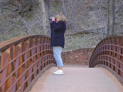 Jenni takes a movie of the burbling stream beneath us - the burbling stream that cut this canyon