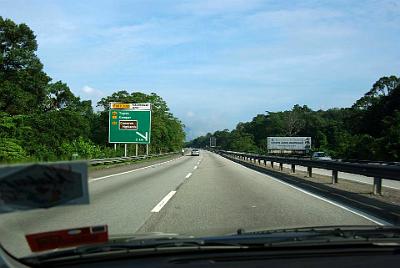 THURSDAY 16 OCTOBER 2008  The next morning our cab driver, who was named Steven, collected us from the hotel and drove us north. It was six lane motorway for 60kms and then four lane motorway all the way to the border with Thailand.