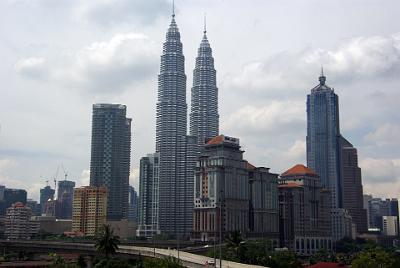 FRIDAY 17 OCTOBER 2008   As we circle the city on Jalan Tun Razak, the Petronas Twin Towers come into view.