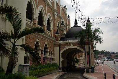 MONDAY 20 OCTOBER 2008   The theatre occupies the historical Old City Hall building. The building was designed by a colonial-government architect, AB Hubback, who is responsible for designing most of the colonial buildings in Kuala Lumpur.