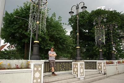 MONDAY 20 OCTOBER 2008   I pose on the bridge that crosses the Gombak River.