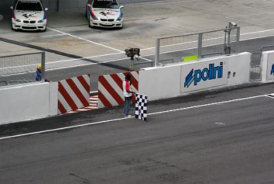 SATURDAY 18 OCTOBER 2008  The checkered flag signals the end of the session. However, with critical timing, most riders are still on the track on their fast laps.