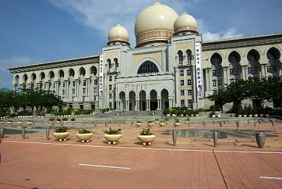 SATURDAY 18 OCTOBER 2008  The Istana Kehakiman (Palace of Justice) complex houses the judicial department and courts. It comprises a five-storey building for the judiciary and a two-storey building to house the courts and offices for lawyers, prosecutors, etc.