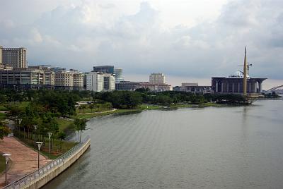 SATURDAY 18 OCTOBER 2008  On the right is the Grand Metal Mosque which is under construction.