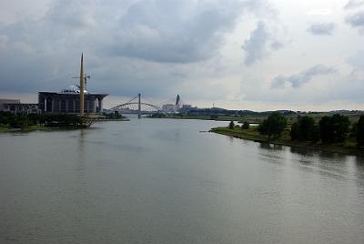 SATURDAY 18 OCTOBER 2008  The other bridges on this (western) side of the core island.      Next: Race day at the Malaysian MotoGP