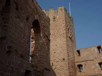 Saturday 2009-04-04 &nbsp;&nbsp;&nbsp;  Wangenbourg Castle  Restoration of the castle -Alsace was now French - began in 1931 starting and ending with the tower.