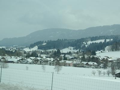 Thursday 2009-03-26 &nbsp;&nbsp;&nbsp;   On the B12 in Germany   The alps are behind these small hills hidden from view by the clouds.