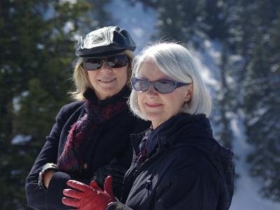 Saturday 2009-03-28&nbsp;&nbsp;&nbsp;   at the top of Tegelberg Mountain  Damn, but they're a couple of beautiful women.