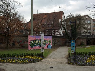 Tuesday 2009-03-31&nbsp;&nbsp;&nbsp;     Ulm  I was gratified to see some graffiti - another sign of normaility. A kangaroo adorns the sign on the right.