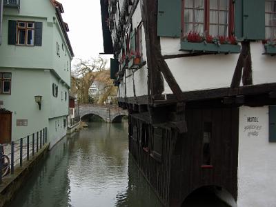 Tuesday 2009-03-31 &nbsp;&nbsp;&nbsp;   Ulm  The Schiefes Haus (crooked house) is a 16th-century house that is now used as a hotel.