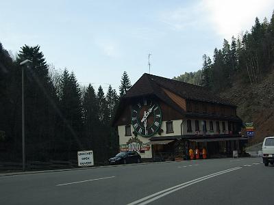 Thursday 2009-04-02&nbsp;&nbsp;&nbsp;     Black Forest   We fought with Hermione the whole way and finished up using the road atlas that Jenni had fortuitously bought in Bad Tölz. We finally got to the Black Forest very late in the day- just after 6 pm in fact.