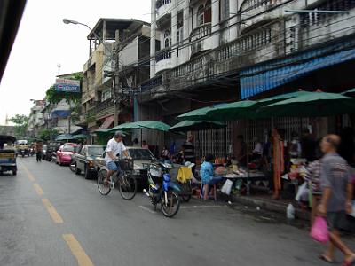 Tuesday 2009-04-07&nbsp;&nbsp;&nbsp;  The Tuk-Tuk ride   The fumes are awful, the noise is awful and there is no alternative to sitting there feeling trapped.