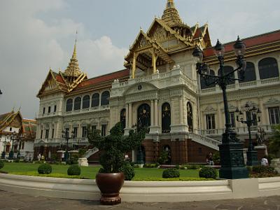 Tuesday 2009-04-07 &nbsp;&nbsp;&nbsp;   The Grand Palace, Bangkok   The Chakri Maha Prasit