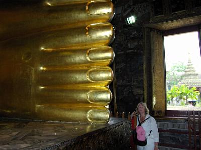 Tuesday 2009-04-07 &nbsp;&nbsp;&nbsp;  The Reclining Buddha, Bangkok