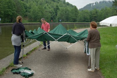 Sunday 13 June, 2010  They erect a shelter that Freddie stores on the boat. This part of the canal is in the region of     Lorraine     (one of 27 regions in France) in the  department of    Moselle    (one of four departments in Lorraine).