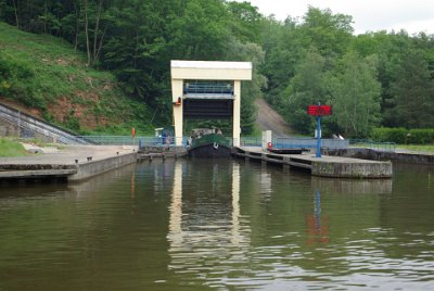 Sunday 13 June, 2010  The seventeen locks wasted a lot of water; about 600 cubic metres per boat, per lock. In summer, the water required by the locks was greater than the supply available in the  surrounding river and ponds.