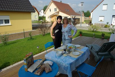 Monday 14 June, 2010  Michele very kindly vacated her bedroom for us while she slept in a cardboard box in the basement. The next morning, aware of the big-eating day in front of us, we ate lightly at breakfast. : 2010-06-14 Strasbourg