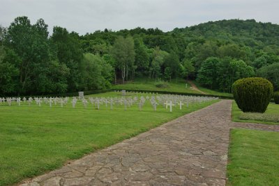 Tuesday 15  June, 2010   In 1915 alone, the hilltop changed hands four times. Fighting continued here throughout the war on a battlefield devastated by shells, gas and flame throwers. : 2010-06-15 voges