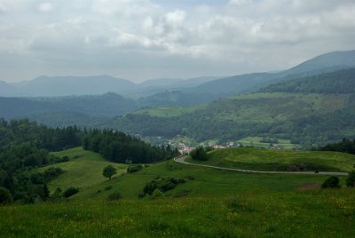 Tuesday 15  June, 2010  We leave Hartmannswillerkopf and drive farther north into the    Vosges  . : 2010-06-15 voges