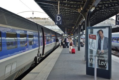 Wednesday 7 July, 2010 &nbsp;   We arrived at Paris Est (or Gare de l'Est, East station ) on time at 8:34 pm, still very hot with lots of daylight left. Gare de l'Est  is one of six large SNCF (Société Nationale des Chemins de fer français) terminals in Paris, not far from the Gare du Nord, and it is one of the largest and the oldest railway stations in Paris. It was opened in 1849 and called the Strasbourg platform. : 2010-07-08 Paris1