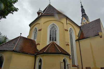 Saturday 19 June, 2010  the Parish Church of the Assumption  is currently closed for renovations that  will continue through 2010-11. In July 2007, to the delight of local historians, during the restoration the remains of the original church from the early 13th  Century were found. : 2010-06-19 Bad Tolz