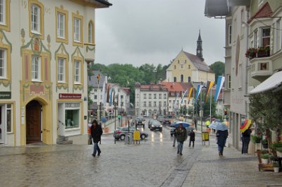 Saturday 19 June, 2010  We walk down Marktplatz towards the  Isar River. The church in the background, on the other side of the river,  is  the     Franziskanerkirche    a Franciscan monastery that was closed in 2008. : 2010-06-19 Bad Tolz